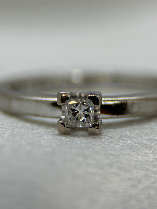 18K Prinsessslipad Diamantring – Schalins 'Seine', Storlek 50