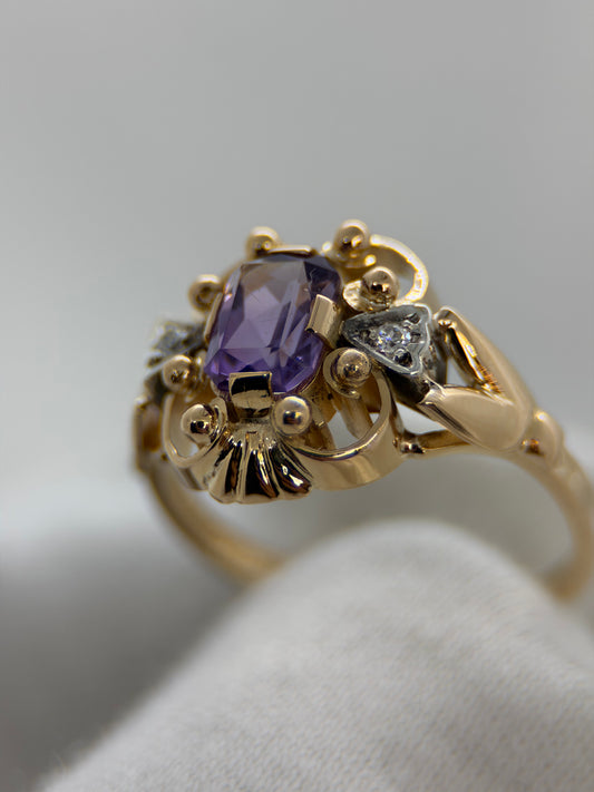 18K Amethyst and Diamond Ring Foliate Design – Size 57