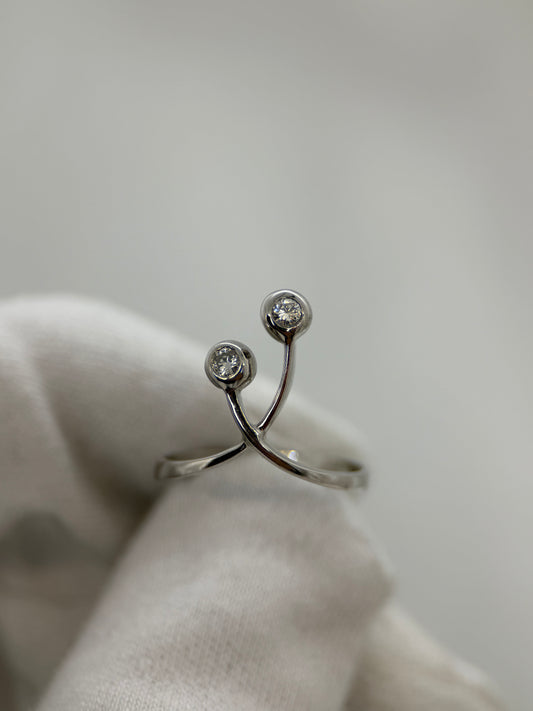 18K Diamond Ring Open Scroll Design – Size 54.5