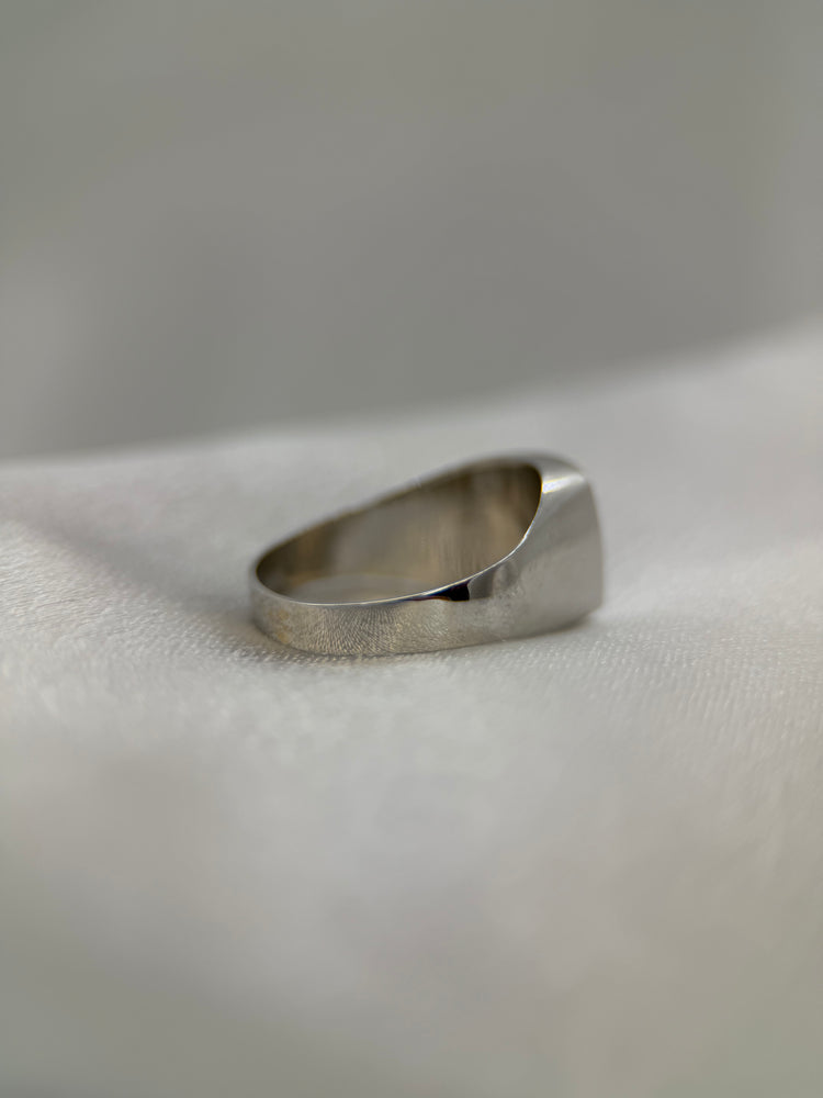 18K Vitguld Klackring – 3.7g, Storlek 54