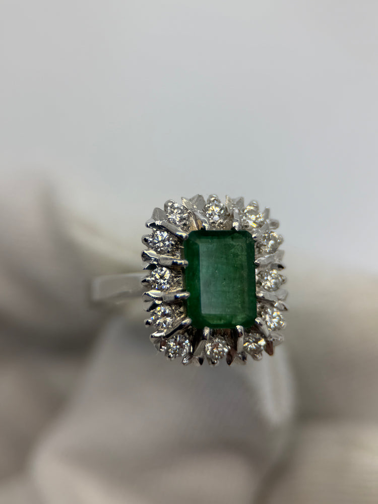 18K Kluster Smaragd- och diamantring – Storlek 54