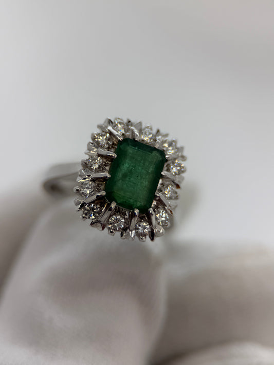 18K Kluster Smaragd- och diamantring – Storlek 54