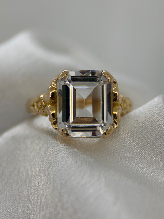 18K Rock-Crystal Ring – Rectangular Cut, Foliate Shoulders