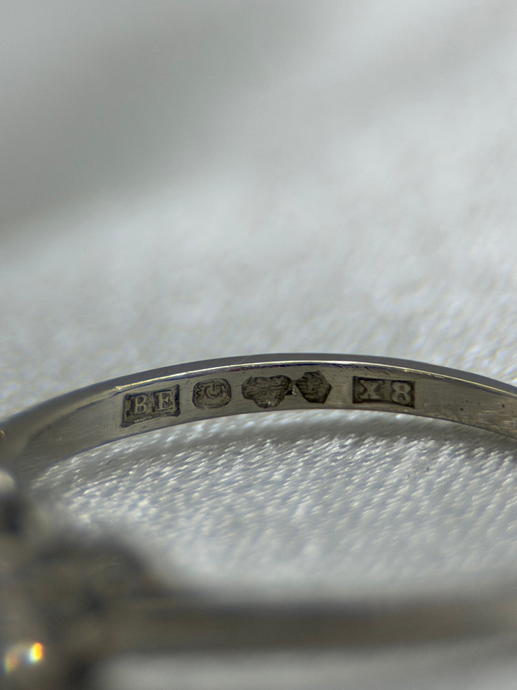 Platina trestensring – ca 0.90 ct totalt, Storlek 53.5