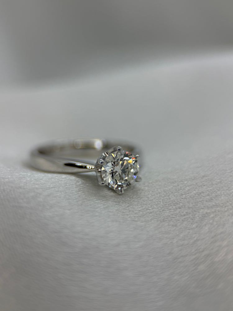 18K Solitär diamantring – 0.90 ct, Storlek 49