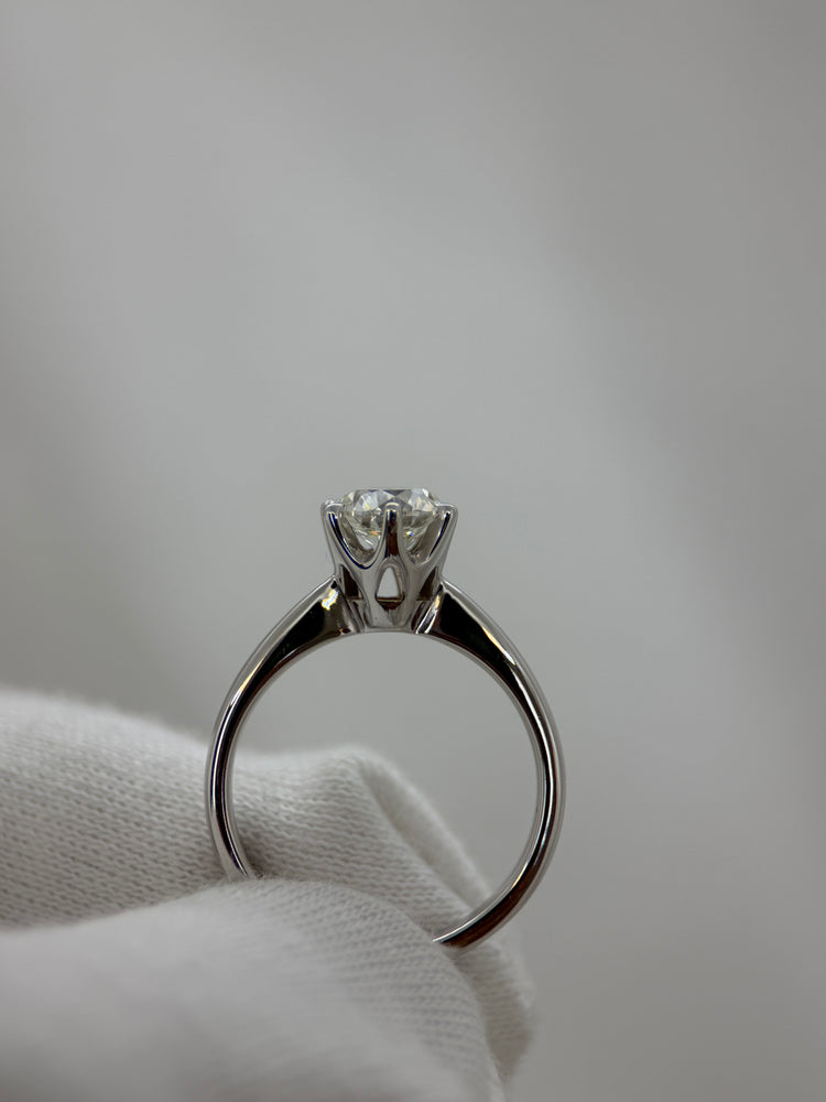 18K Solitär diamantring – 0.90 ct, Storlek 49