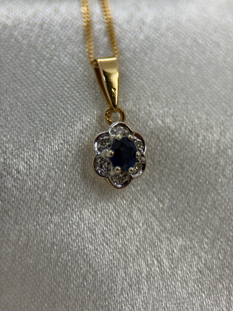 18K Safir- och diamanthänge – Klusterdesign, 1.5 cm