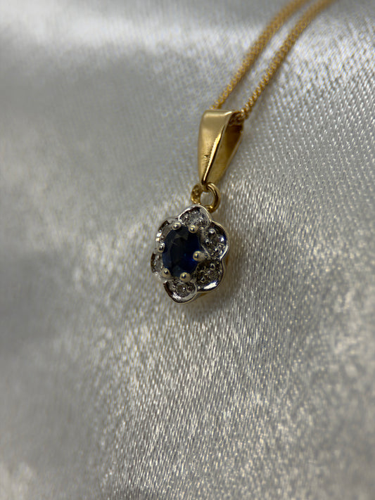 18K Safir- och diamanthänge – Klusterdesign, 1.5 cm
