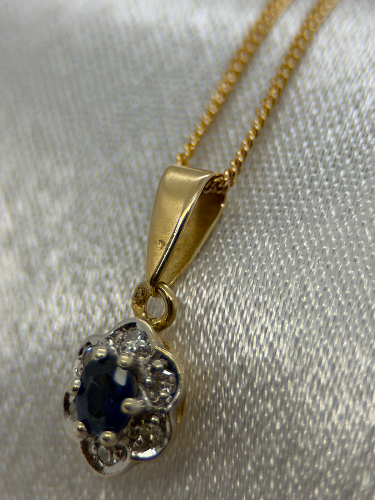 18K Safir- och diamanthänge – Klusterdesign, 1.5 cm