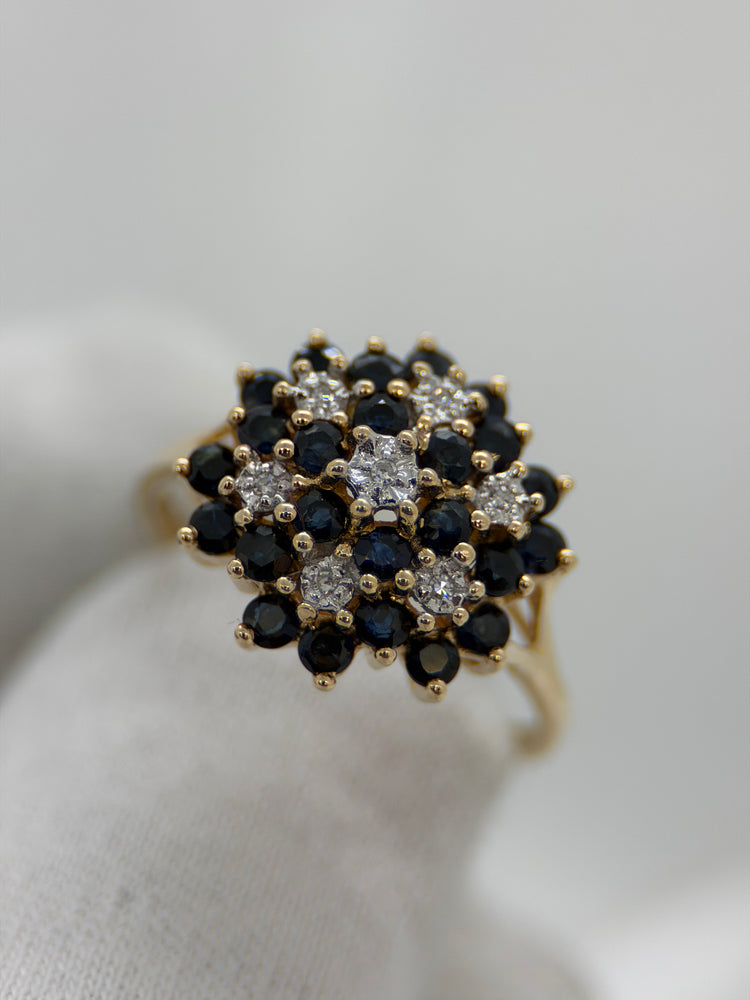 18K Blomkluster Diamant och safirring – Storlek 58