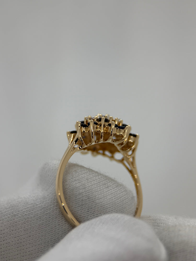 18K Blomkluster Diamant och safirring – Storlek 58