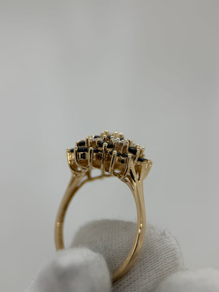 18K Blomkluster Diamant och safirring – Storlek 58