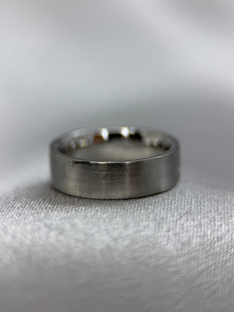 18K White Gold Diamond Wedding Band Ring – 0.25 ct, Size 53