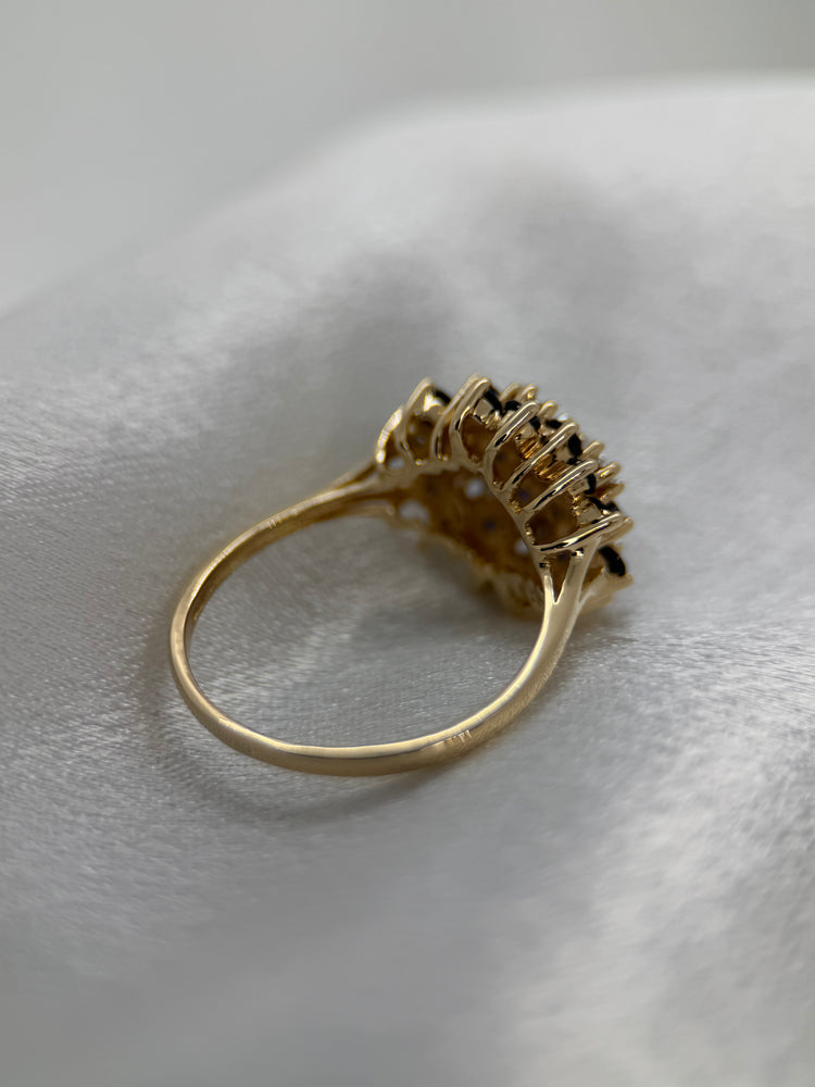18K Blomkluster Diamant och safirring – Storlek 58