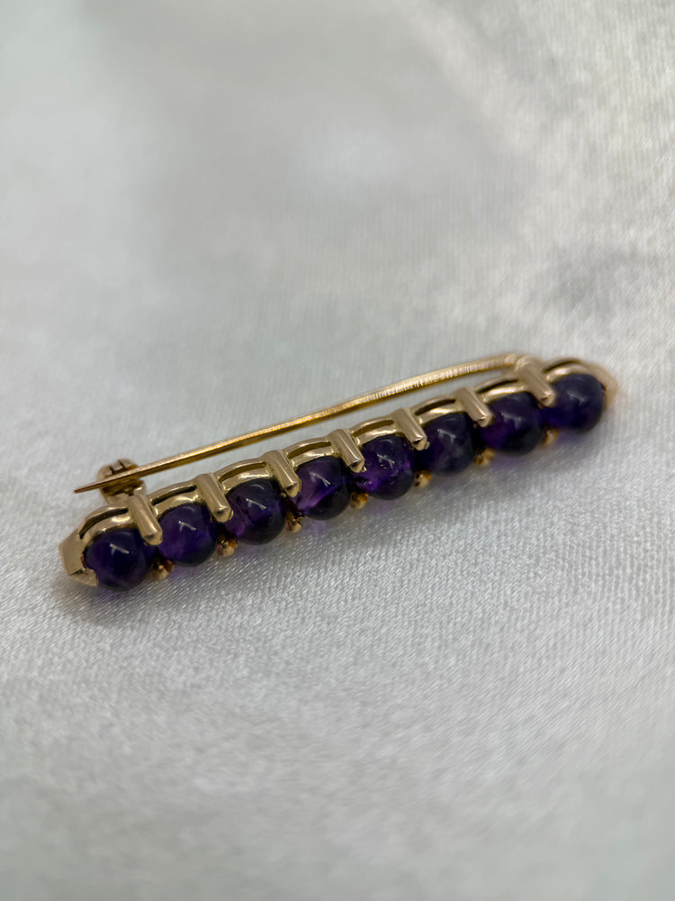 18K Amethyst Bar Brooch – 8 Cabochon Stones, 4.5 cm