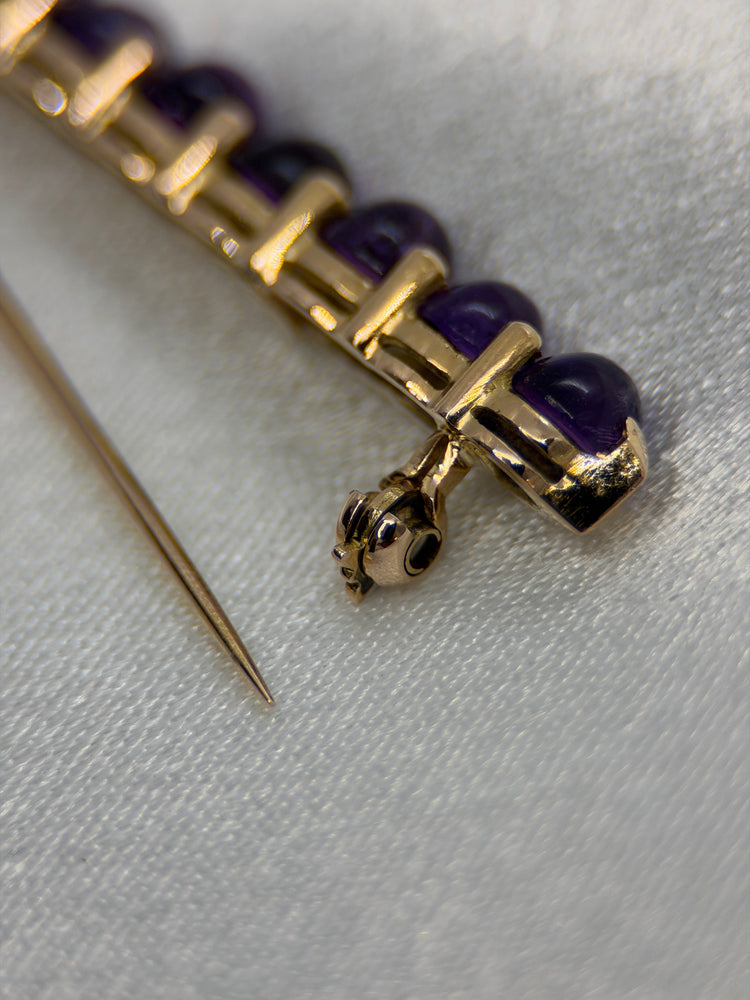 18K Amethyst Bar Brooch – 8 Cabochon Stones, 4.5 cm