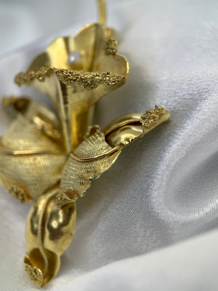 18K Orchid Brooch in Rose Gold – Cultured Pearl, 9.5 cm