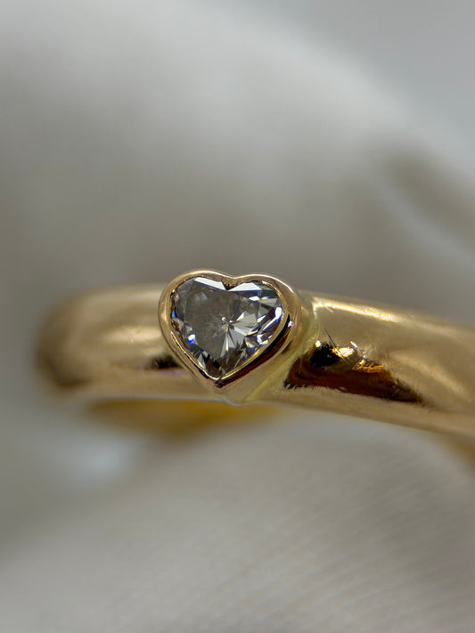 18K Heart-Cut Diamond Ring – 0.25 ct, Size 54.5