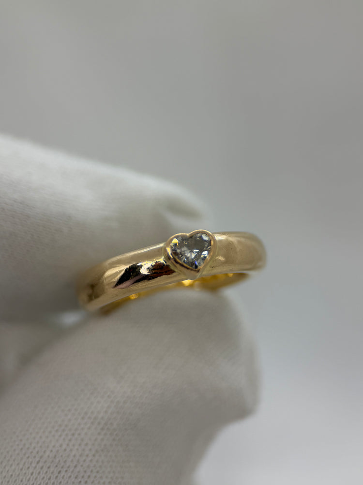 18K Hjärtring med diamant – 0.25 ct, Storlek 54.5