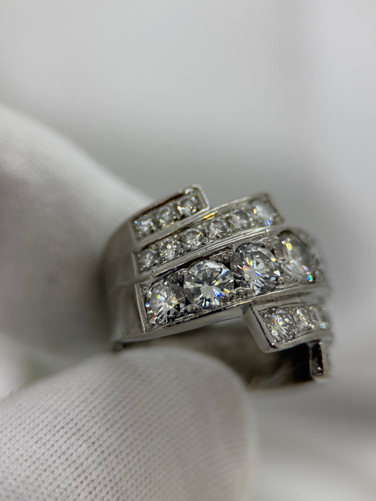 18K Cocktailring med diamanter – 3.90 ct totalt, Storlek 57