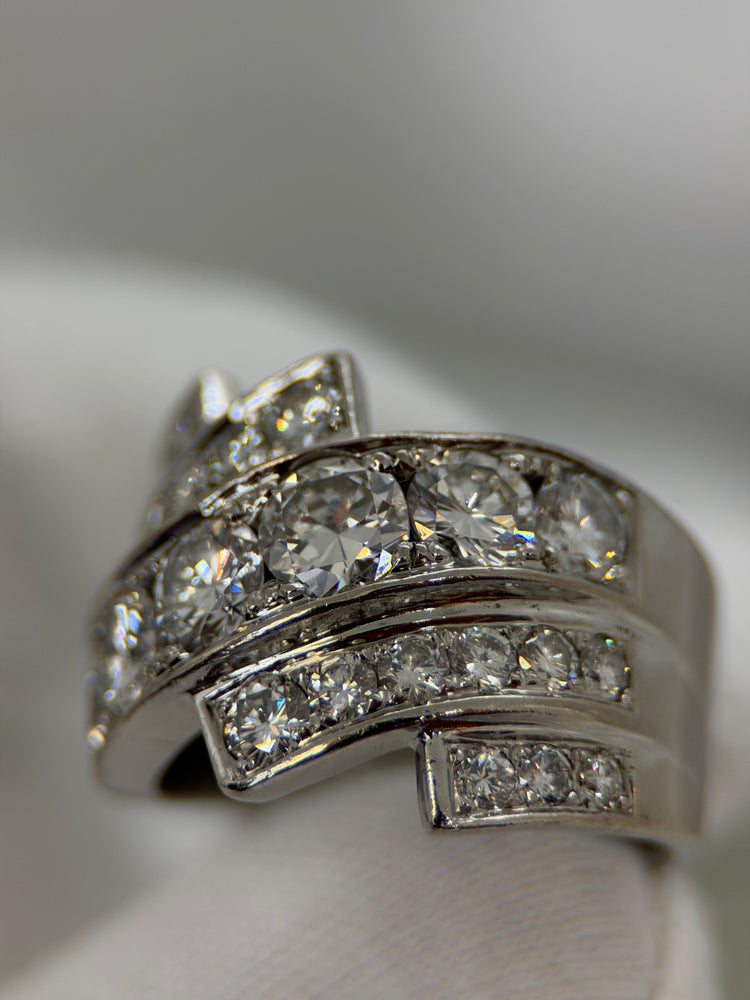 18K Cocktailring med diamanter – 3.90 ct totalt, Storlek 57