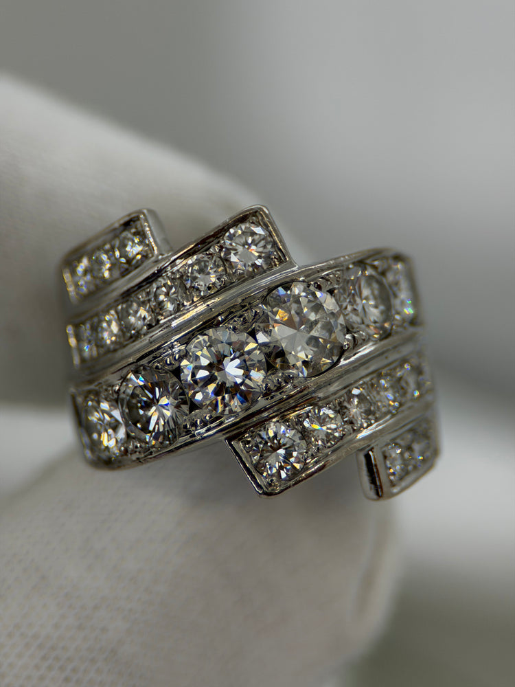 18K Cocktailring med diamanter – 3.90 ct totalt, Storlek 57