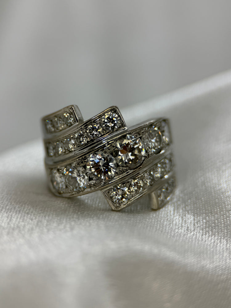 18K Cocktailring med diamanter – 3.90 ct totalt, Storlek 57