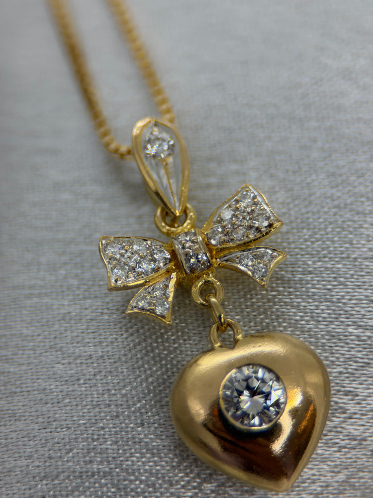 18K Diamanthänge i Rödguld – Hjärta & Rosett, 0.35 ct, 2.8 cm
