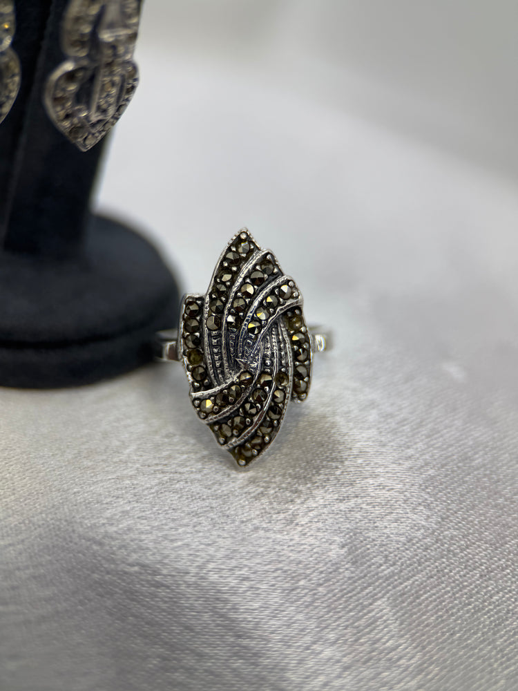 Silver & Marcasite Jewelry Set – Necklace, Earrings & Ring, Floral Motif