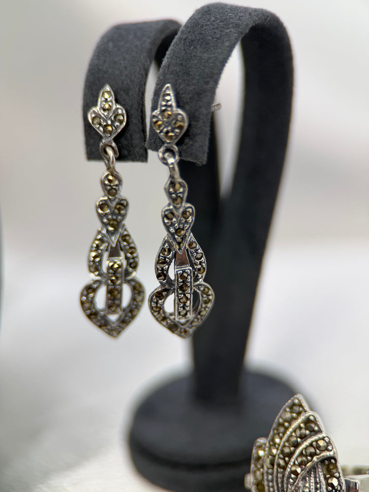Silver & Marcasite Jewelry Set – Necklace, Earrings & Ring, Floral Motif