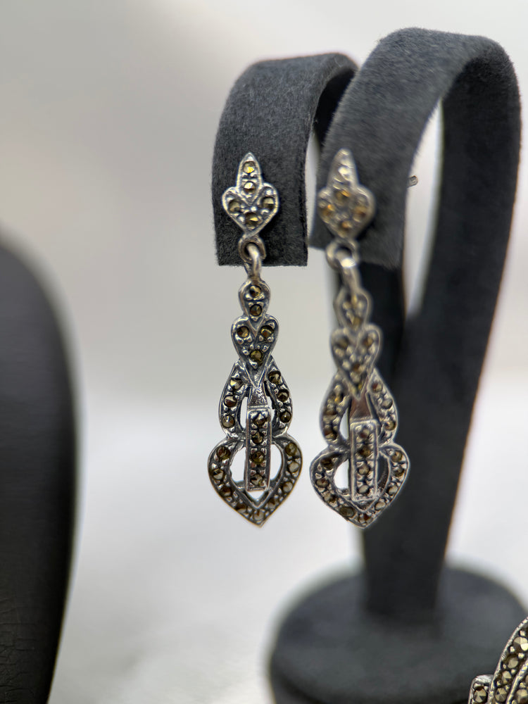 Silver & Marcasite Jewelry Set – Necklace, Earrings & Ring, Floral Motif