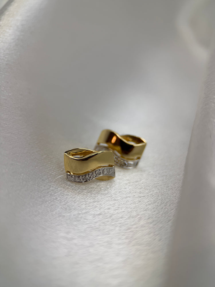 18K Stiftörhängen med diamanter – Tvåfärgad design, 2.6g