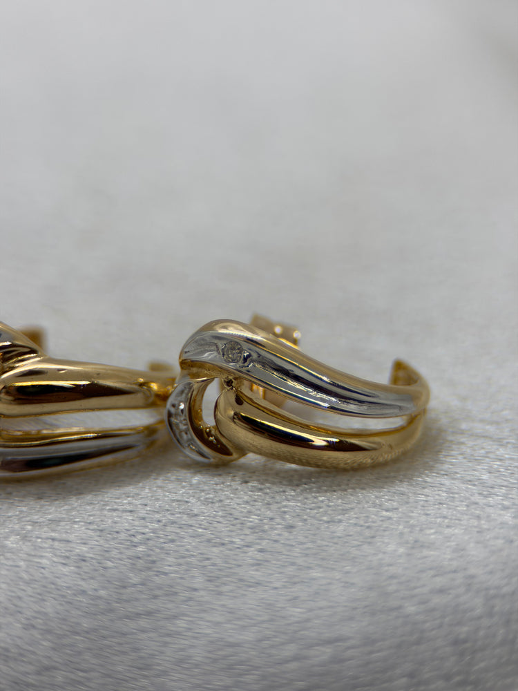 18K Tvåfärgade diamantörhängen – genombruten design, 1.4 cm