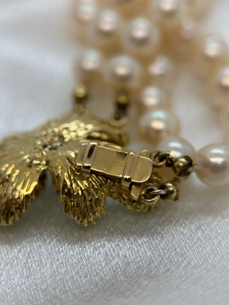 18K Dubbelradigt pärlcollier med diamanter – Odlade pärlor, 59 cm