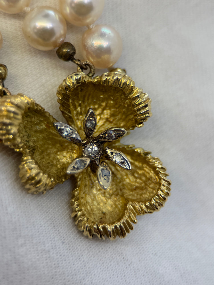 18K Dubbelradigt pärlcollier med diamanter – Odlade pärlor, 59 cm