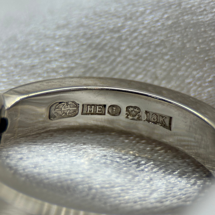 18K Rak-form Ring med Princesslipad Diamant 0.40 ct