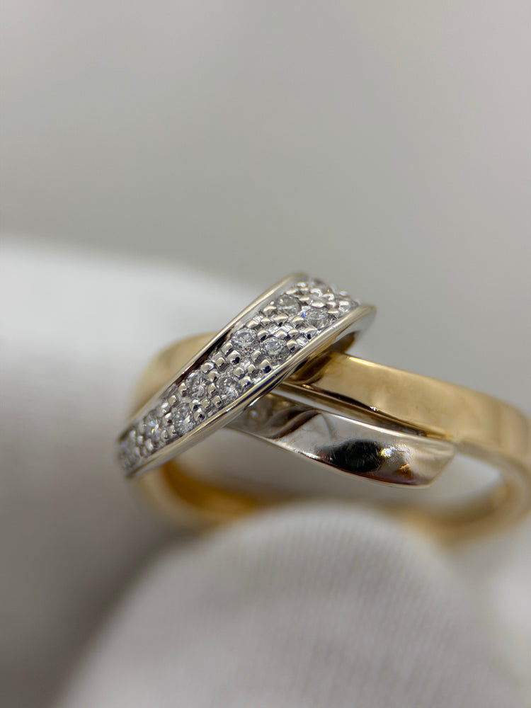18K Diamantring crossover design – 0.02 ct, Storlek 55
