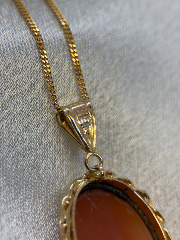18K Guldhänge med snäck-camé – 3.5g, 3.2 cm