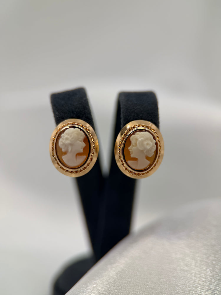 18K Kamé örhängen – 1.8g
