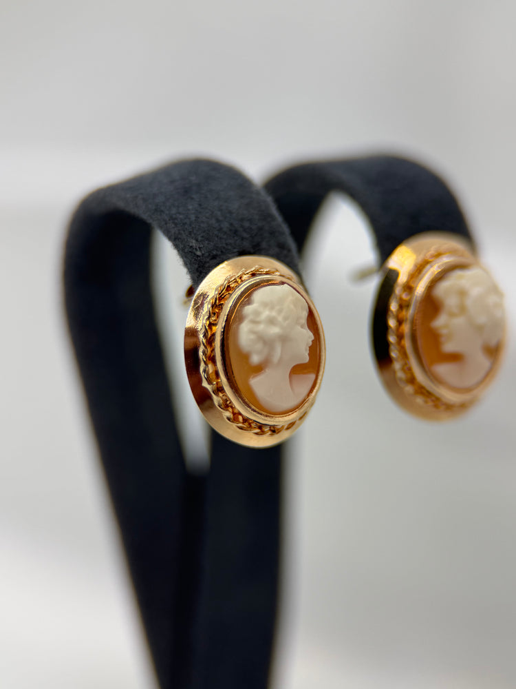 18K Kamé örhängen – 1.8g