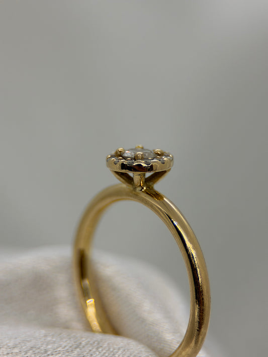 18K Diamond Cluster Ring – 0.20 ct, Size 51.5