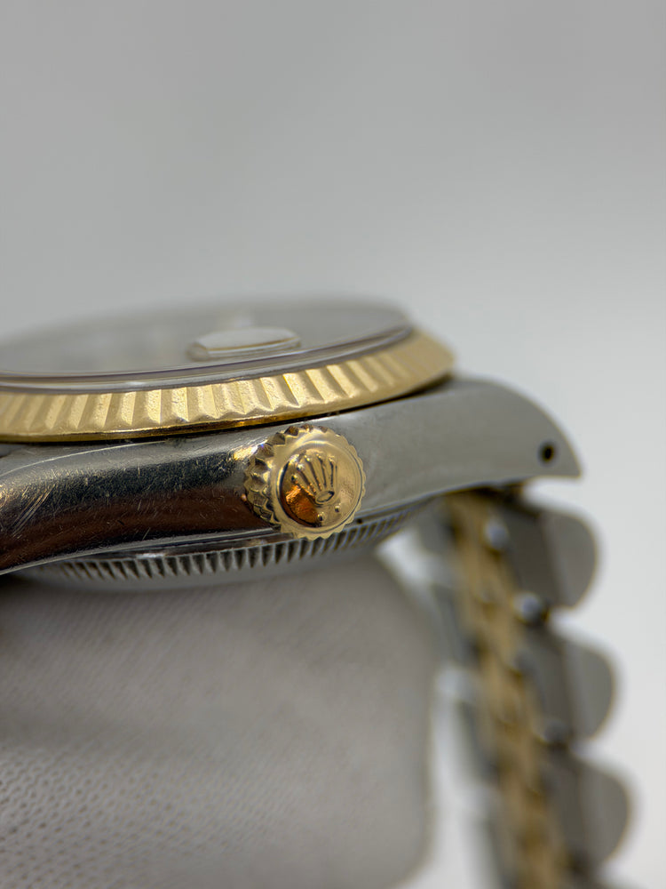 ROLEX Oyster Perpetual Date – Damklocka i stål och 18K guld