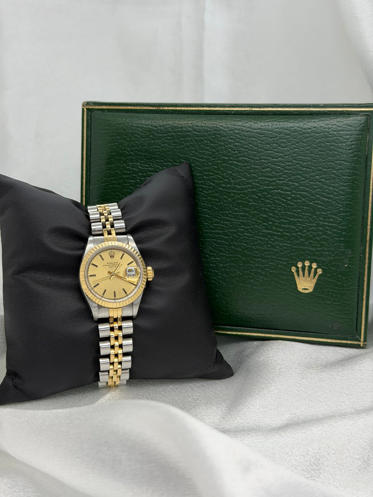ROLEX Oyster Perpetual Date – Damklocka i stål och 18K guld