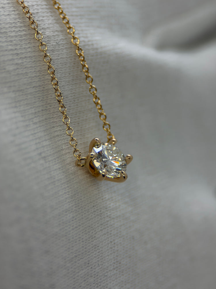 18K Guldhalsband med Diamanthänge – 0.58 ct, 42.5–45.5 cm