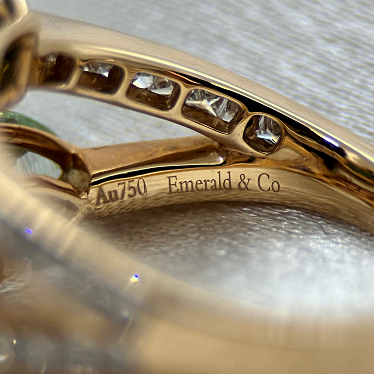 18K Cocktailring med turmaliner, tanzanit och diamanter – Emerald & Co