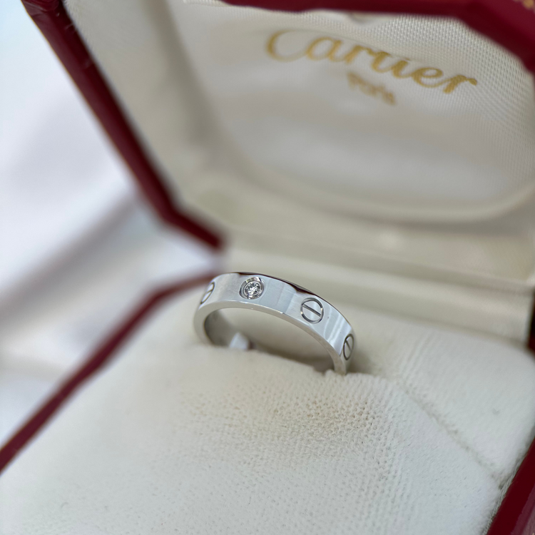 Cartier LOVE-ring med diamant, liten modell i 18K vitguld