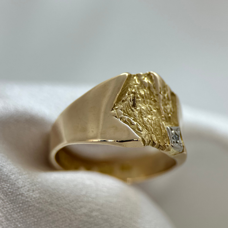 18K Klackring med Diamant