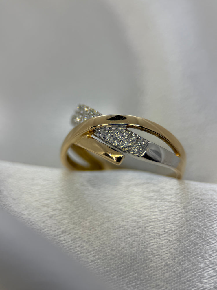 18K Trippelbandsring med diamanter – Tvåtonig design, Storlek 56
