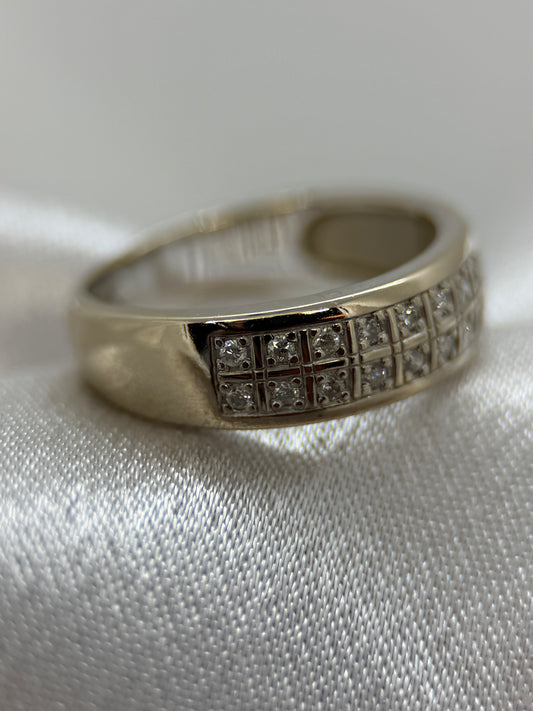18K Diamond Ring – 0.11 ct, Size 53