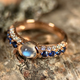 14K Roséguld Månsten Cabochon-Ring med Safir och Diamanter